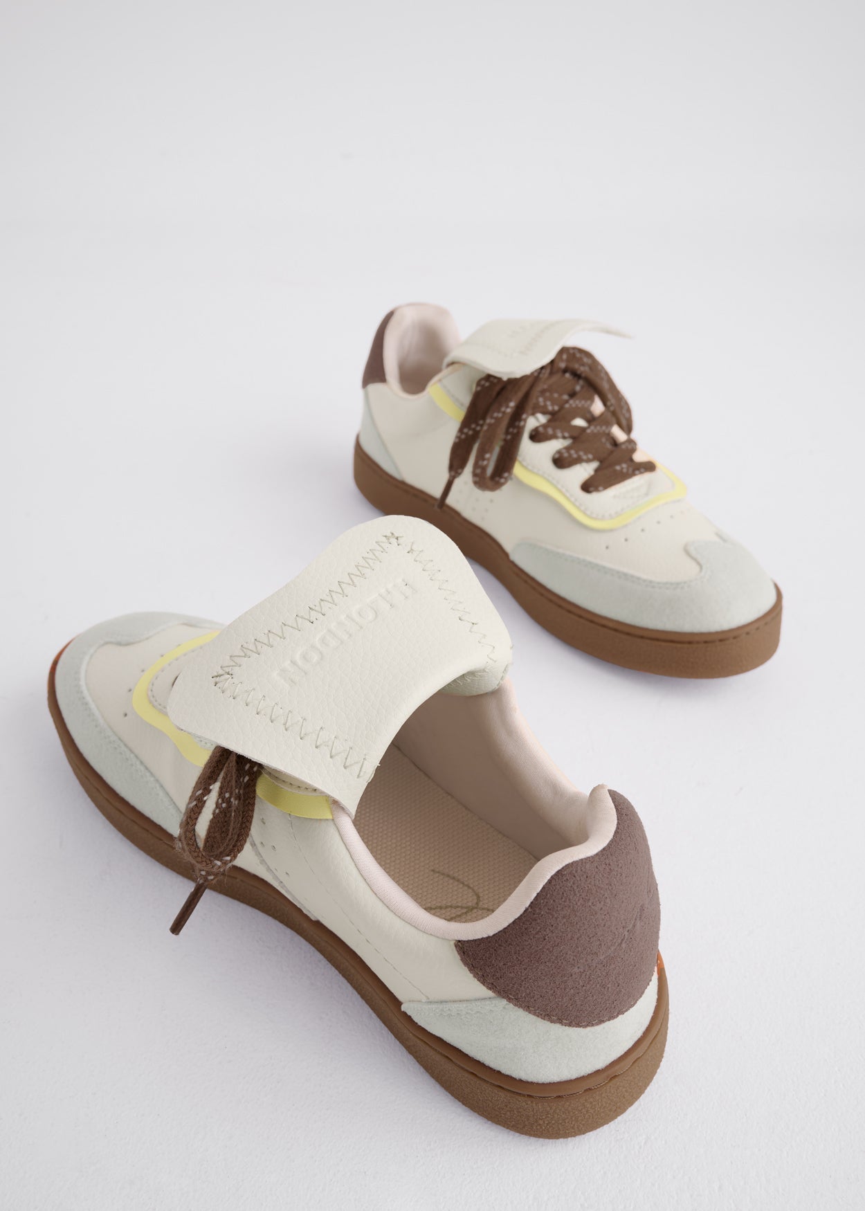 Tenis Manchester Marfil